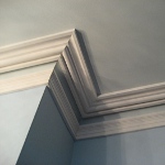 Comment coller une plinthe de plafond Comment coller une plinthe de plafond
