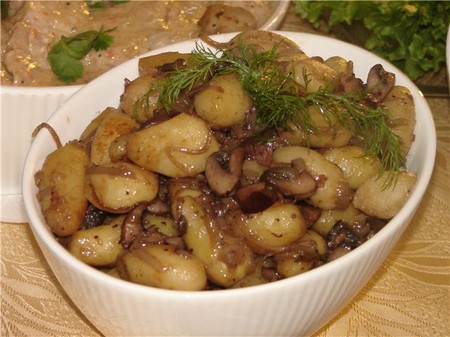 Parties inférieures: recettes pour la cuisson des plats aux champignons