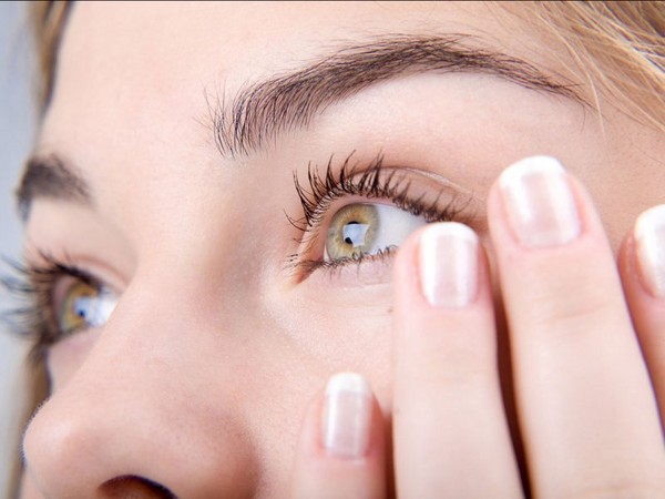 Que faire si ça démange dans les coins des yeux
