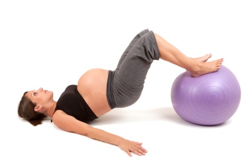 Gymnastique pour les femmes enceintes au 2ème trimestre