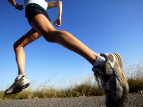 Comment courir pour enlever le ventre