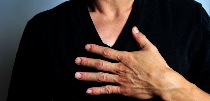 Comment traiter la douleur thoracique