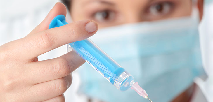 Comment faire une injection intramusculaire dans la fesse
