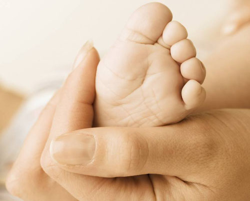 Massage avec les pieds plats