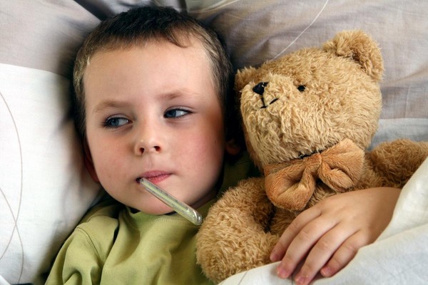 Injections de température: des solutions fortes pour les adultes et les enfants